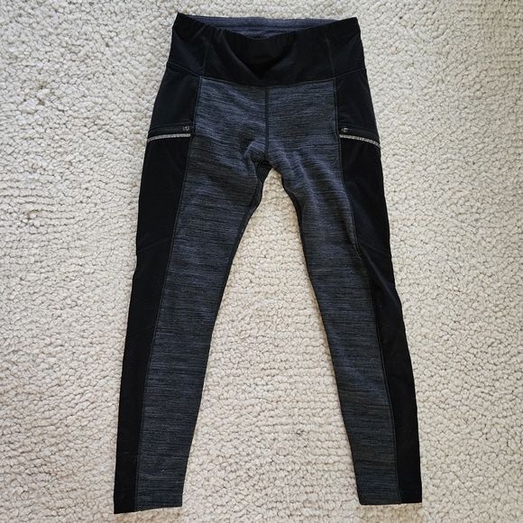 Athleta warm winter running leggings, grey black, size M but fits like S - Picture 6 of 6